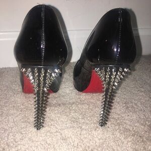 Christian Louboutin Pumps